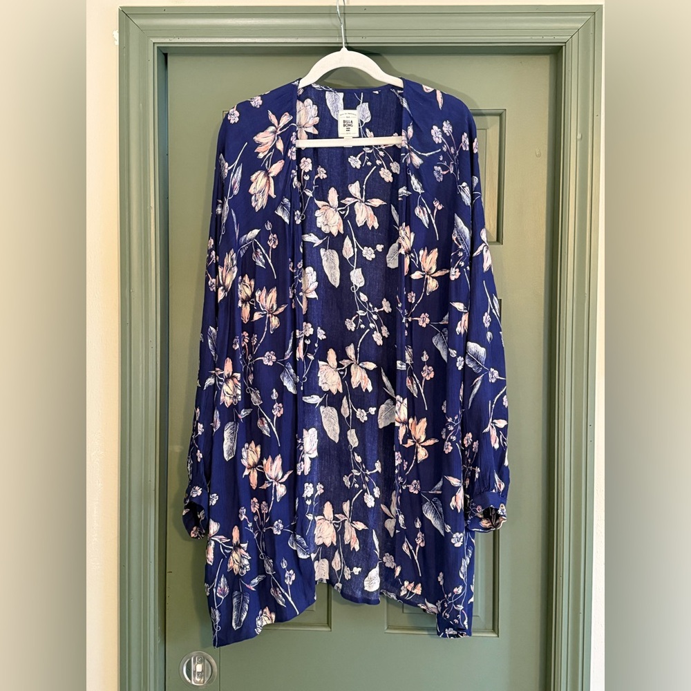 Billabong Long Sleeve Kimono- Oversized SizeM/L